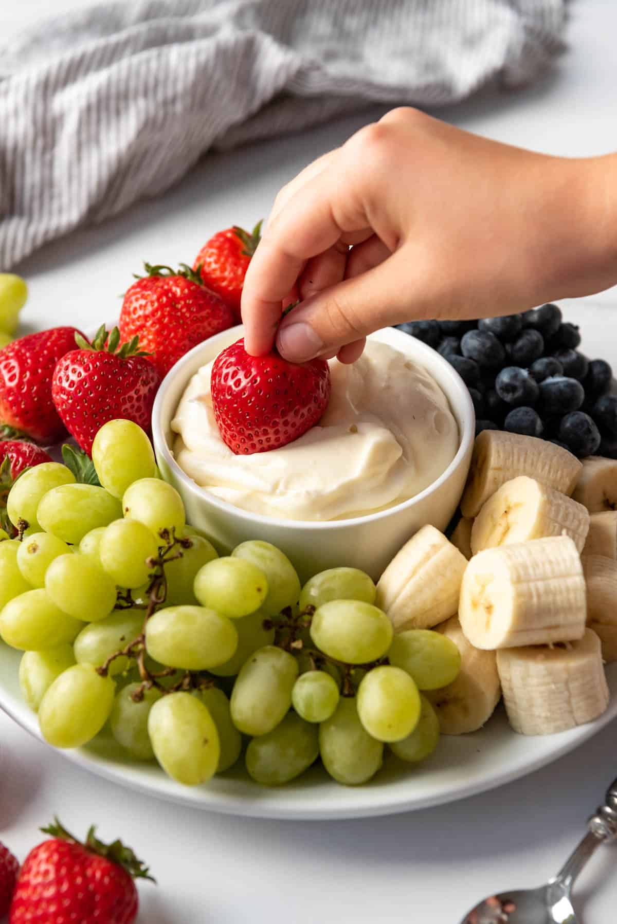Beat Snack Attacks: Easy 2-Ingredient Fruit Dip for Kids